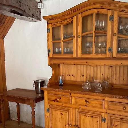 Holiday home Rural French Sleeps 8 With Pool And Parking La Croix-Comtesse